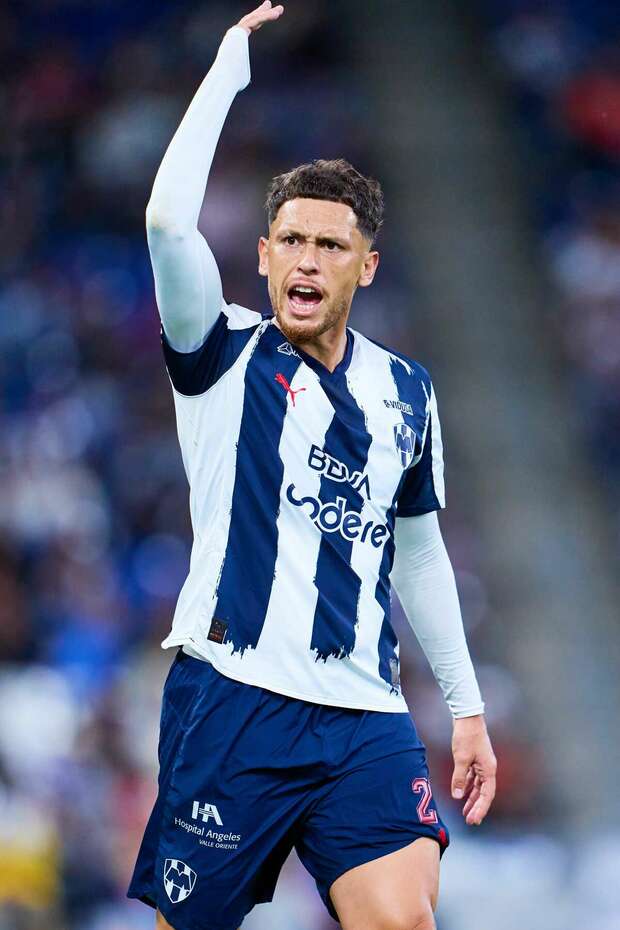 Lucas Ocampos adelantó a Monterrey (Fotografía: Mexsport)