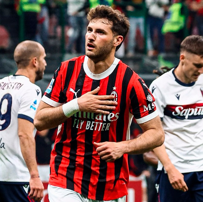 Santiago Gimenez celebra 25 años de vida. (Foto: Instagram sant.gimenez)