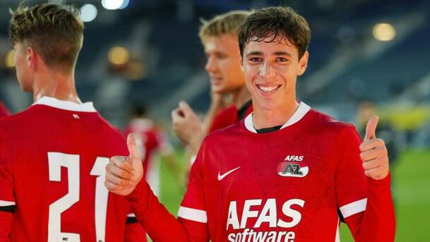 Mateo Chávez durante un partido (AZ Alkmaar)