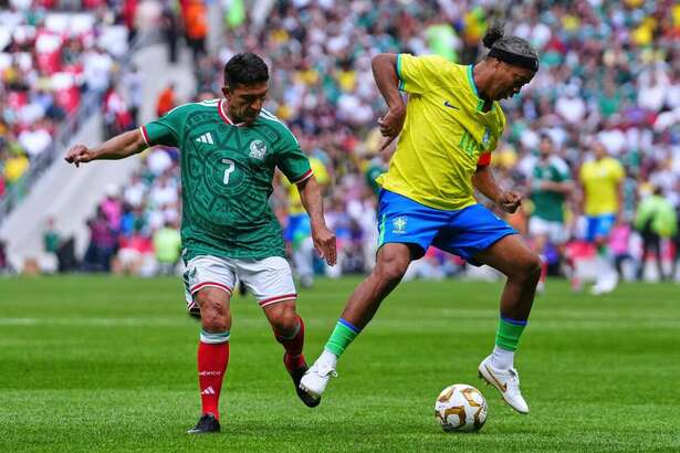 Ronaldinho brilló en el Estadio Banorte (Fotografía: Mexsport)