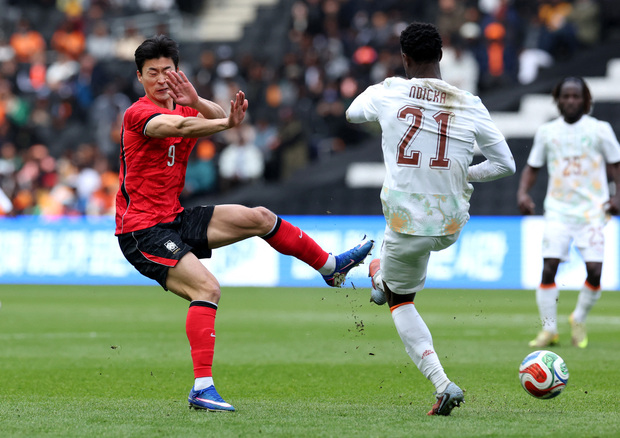 Corea del Sur se llevó una goleada ante Costa de Marfil (Fotografía: Reuters)
