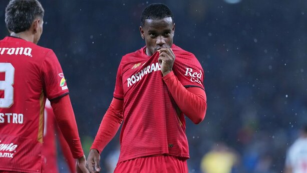 Helinho abrió el marcador en el Estadio BBVA (Imago7)