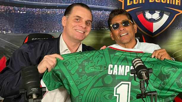 Martinoli dejó solos al Doctor García y a Jorge Campos (@martinolimx)