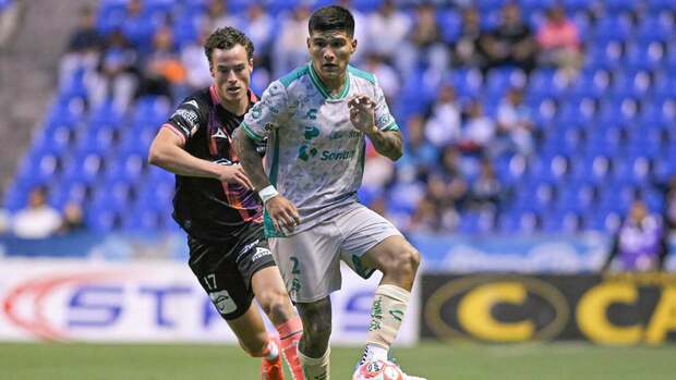 Santos y Puebla deambulan en la parte baja de la tabla (Imago7)