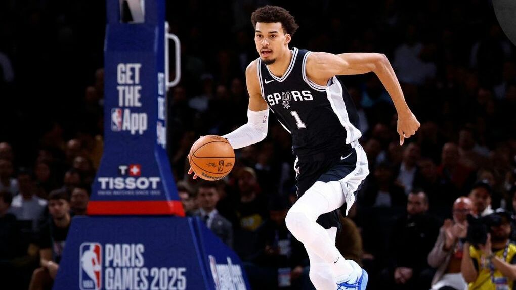 Victor Wembanyama lideraba a los Spurs en puntos y rebotes (Reuters)