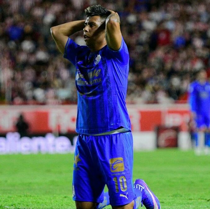 Efraín Álvarez no pudo hacer la diferencia ante el Necaxa (Imago7)