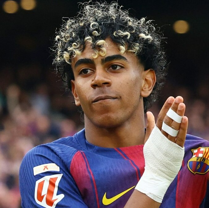 Lamine Yamal sufre una lesión en el bíceps femoral de la pierna izquierda (Reuters)