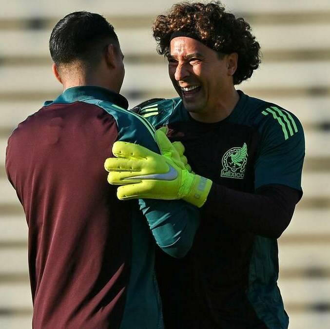 Guillermo Ochoa no va por imagen al Mundial, considera Adolfo Ríos (Imago7)