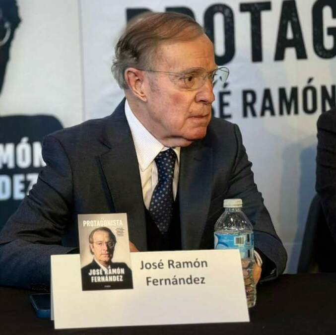 José Ramón Fernández presenta libro El Protagonista (Jorge Flores)