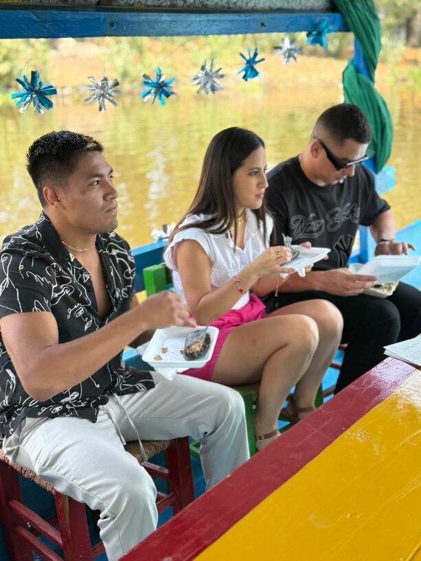 Tracy Cortez, Manuel Torres y David Martínez estuvieron en Xochimilco (Jorge Flores)