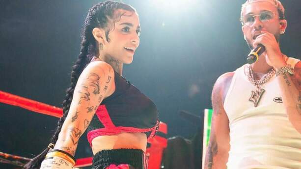 Karely Ruiz fue buscada por Supernova Génesis (Ig ringroyalefights)