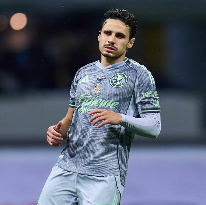 Raphael Veiga falló un penal en el primer tiempo (Mexsport)