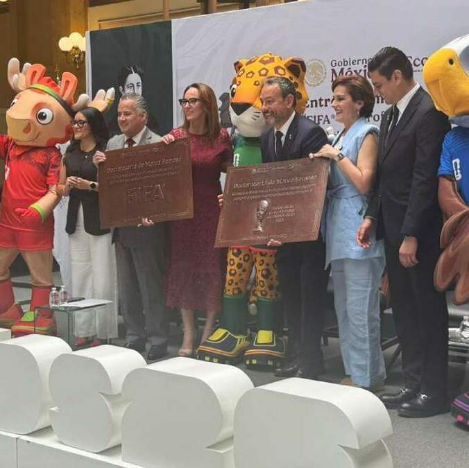 Autoridades mexicanas quieren acabar con la piratería antes del Mundial (Uziel Sanabia)