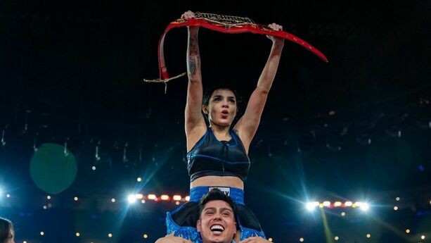 Karely Ruiz derrotó a Kim Shantal (Fotografía: X Supernova Génesis)