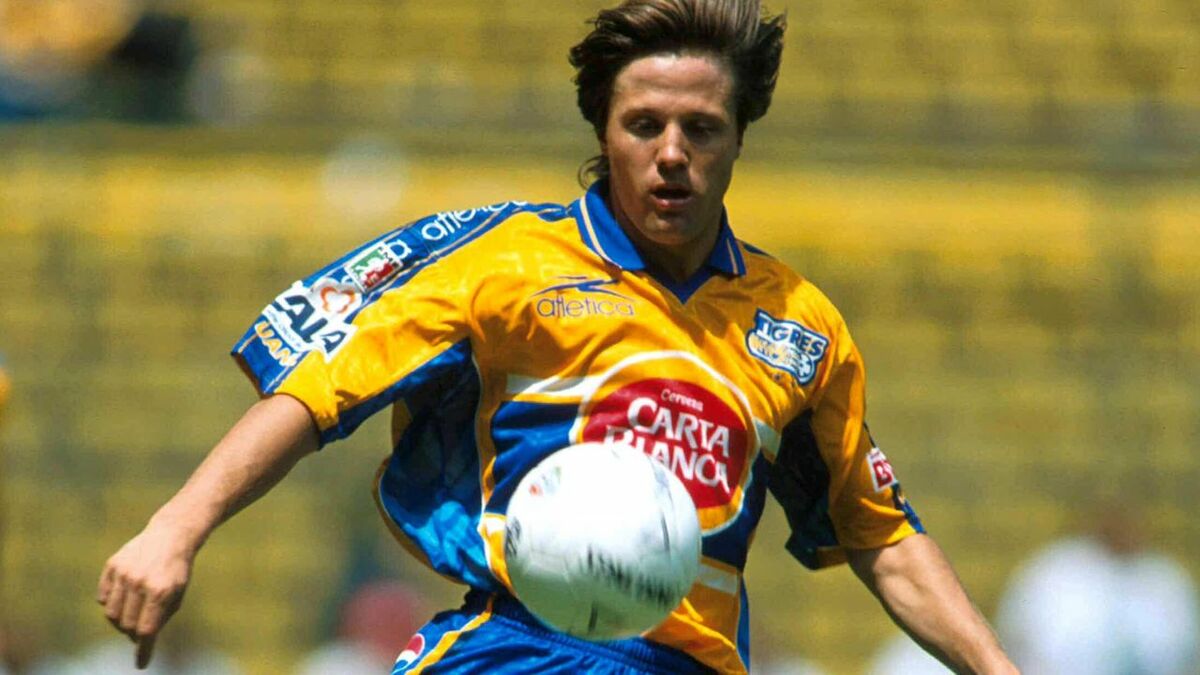 Tato Noriega no sólo jugó en Rayados, también en Tigres. (Foto: Mexsport)