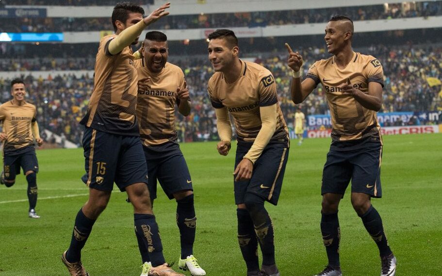 Ismael Sosa festeja el gol ante América en el Apertura 2015. (FOTO: Mexsport)