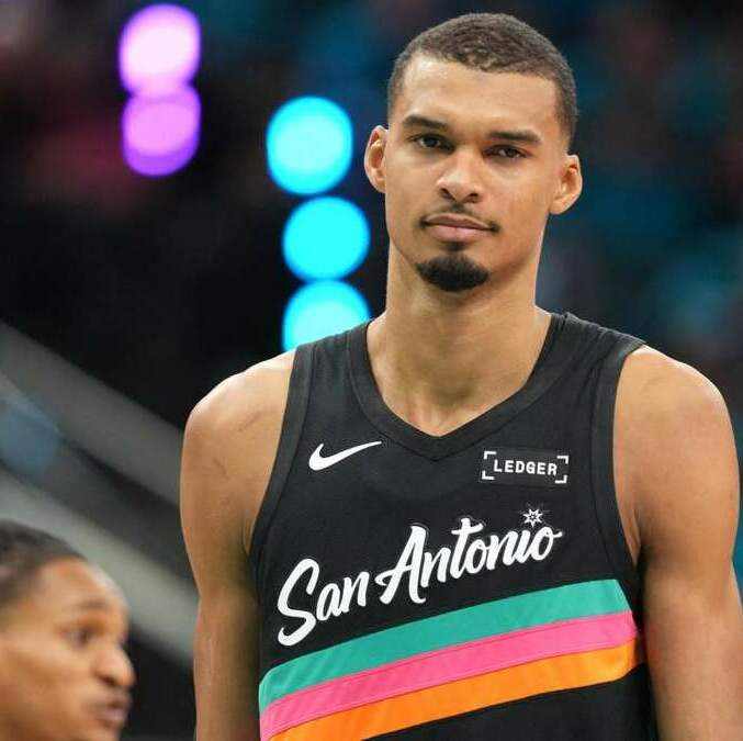 Victor Wembanyama, elegido como el mejor jugador defensivo de la NBA (Reuters)