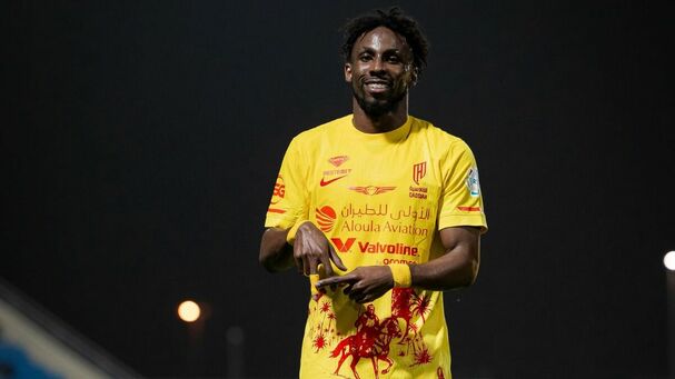 Julián Quiñones con el Al-Qadsiah (@Alqadsiah)