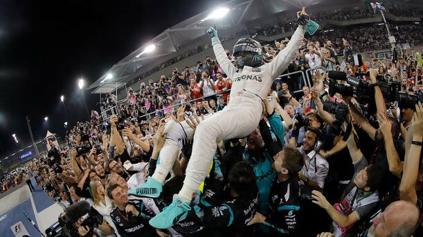 Nico Rosberg se consagró campeón de la F1 en 2016 (EFE)