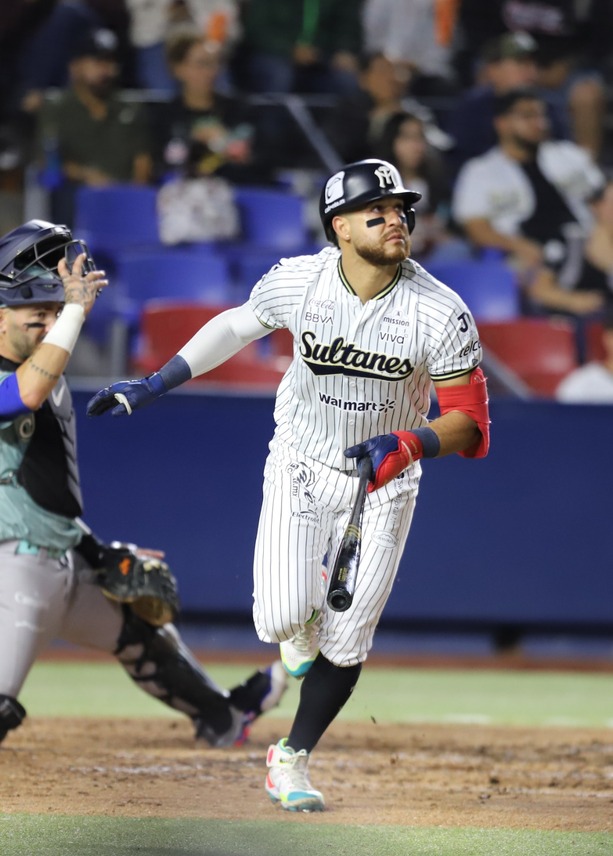 Sultanes doblegó a los Charros en juego 1 de la serie (Roberto Alanís)