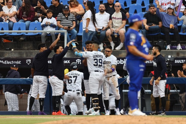 La serie se la quedan los Sultanes de Monterrey (Roberto Alanís)