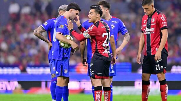 Atlas y Cruz Azul tuvieron un juego muy intenso (Mexsport)