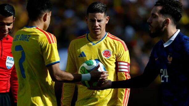 James Rodríguez con Colombia (EFE)