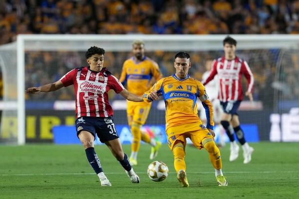 TOP Tigres vs Chivas