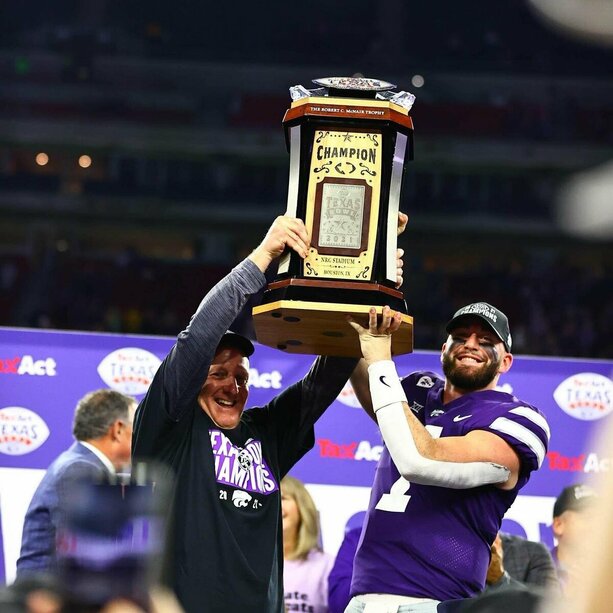 Skylar Thompson, nuevo jugador de los Baltimores Ravens (X: @skylarjthompson)