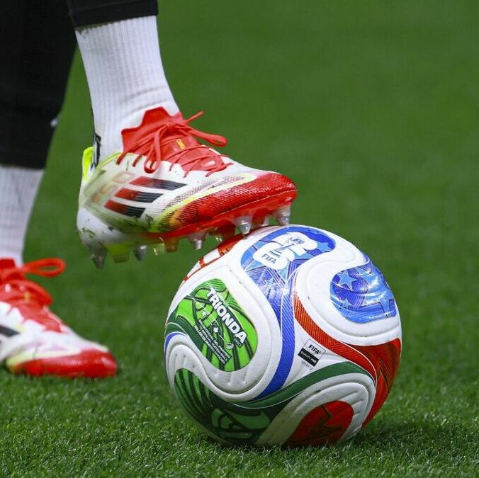 Consigue el balón Trionda, del Mundial 2026, original y con gran descuento en línea. Foto: Mexsport