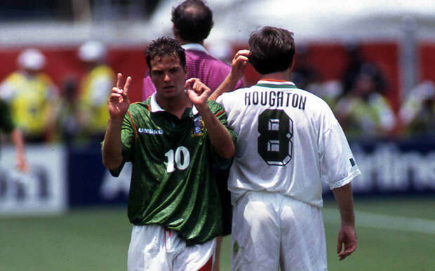 Luis García le anotó dos goles a Irlanda en el Mundial de 1994. (Mexsport)