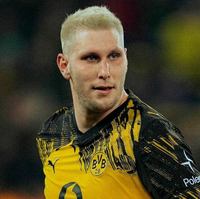 Niklas Süle dejará el futbol al finalizar la temporada con el Dortmund | Foto: @BVB