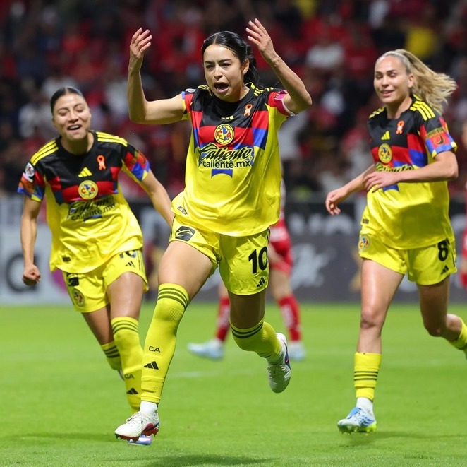 Scarlett Camberos hizo gol ante el Toluca (Imago7)