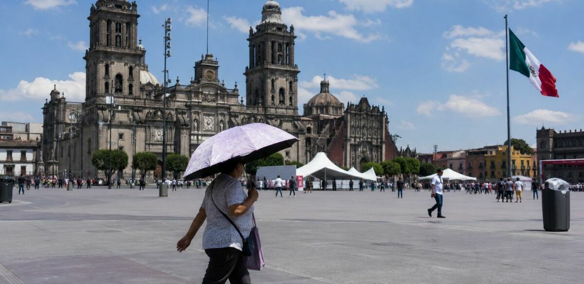 La Secretaría de Gestión Integral de Riesgos y Protección Civil reveló cuándo comenzarán a disminuir las altas temperaturas en CDMX. Foto: ChatGPT