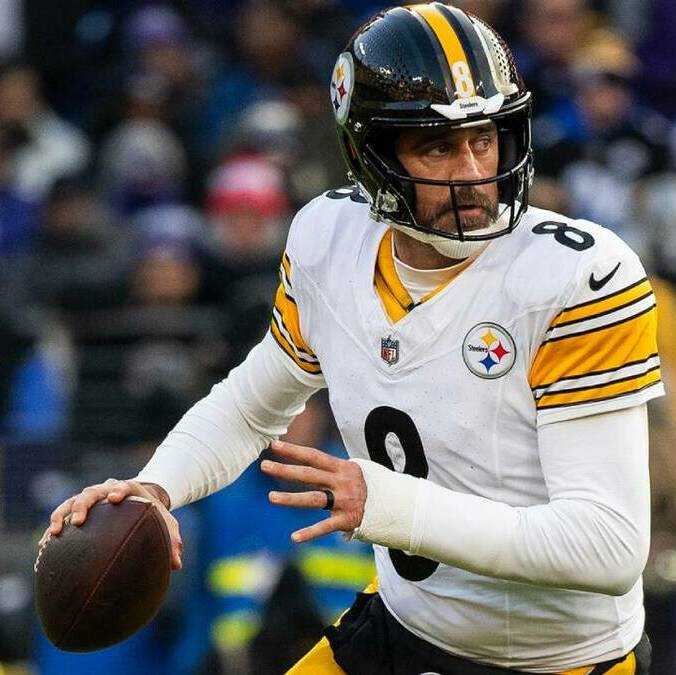 Aaron Rodgers podría regresar a jugar a Steelers (X: @steelers)
