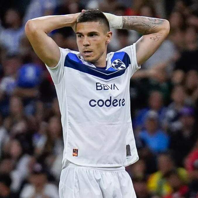 Djuka se lamenta en un encuentro de los Rayados (Imago7)