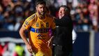Piojo tuvo a Gignac en Tigres cuando era el DT felino. (Foto: Mexsport)