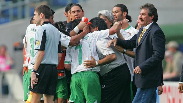 La Volpe confió en Sinha, a pesar de su lesión. (Foto: Mexsport)