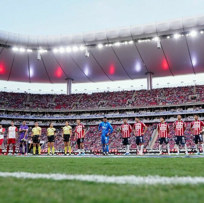 Chivas convirtió el Estadio Akron en una fortaleza con 13 partidos invicto | Foto: Imago7