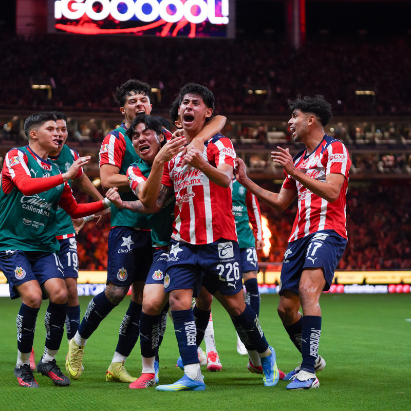 Las Chivas remontaron en el Akron y avanzaron a Semifinales (Fotografía: Imago 7)