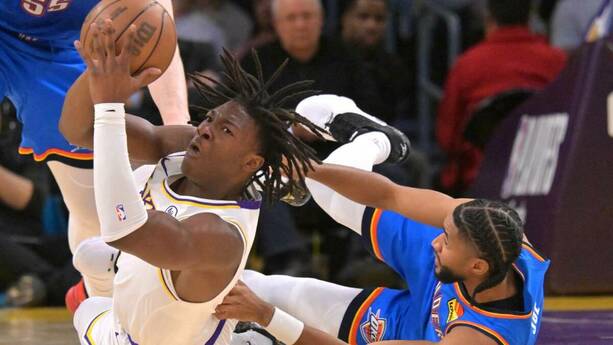Lakers están siendo superados por Thunder (Reuters)