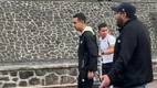 Aficionado del América le pide un penal a César Ramos / Captura