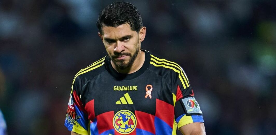 Henry Martín falló su penal contra Pumas (Fotografía: Mexsport)
