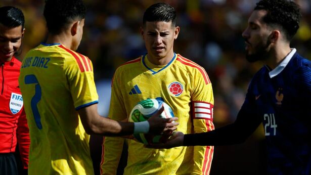 James Rodríguez con Colombia (EFE)