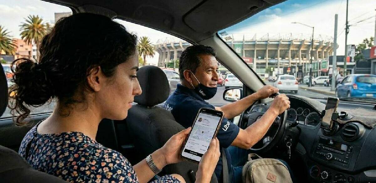 El Otro Mundial con Uber, Airbnb y Cámara restaurantes en el Foro MT / Gemini