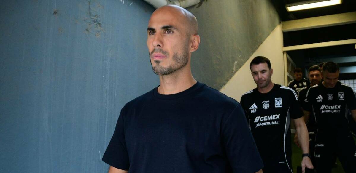 Guido Pizarro es señalado por su planteamiento ante Chivas (Imago7)