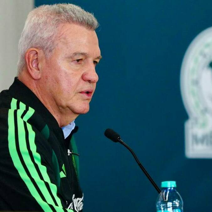 Javier Aguirre ya espera a los jugadores que llegan de fuera de México (Imago7)