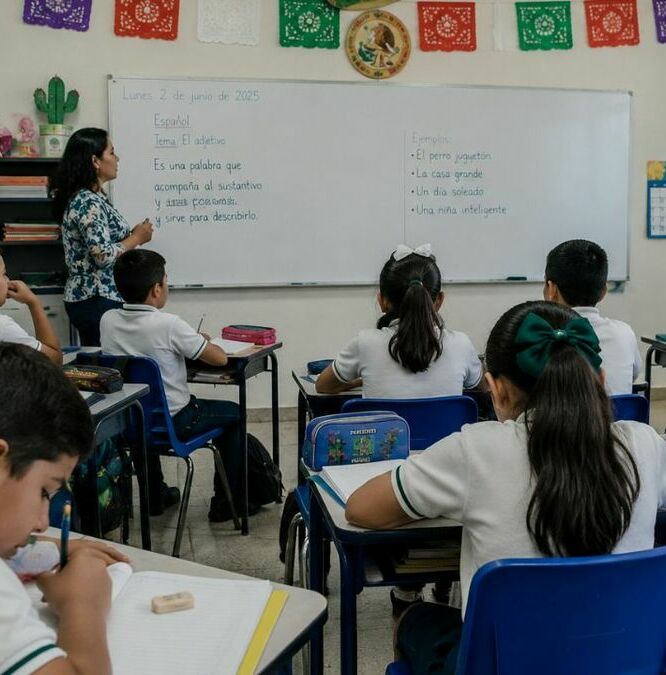 La SEP confirmó que el ciclo escolar 2025 -2026 terminará el 15 de julio. Foto: ChatGPT