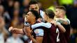 Aston Villa golea a Liverpool y asegura Champions League / Reuters