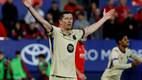 Robert Lewandowski le marcó su primer gol con Barcelona a Pumas / Reuters